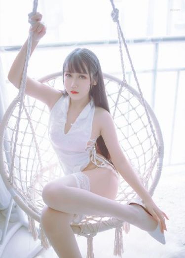 古装三级吃奶做爰