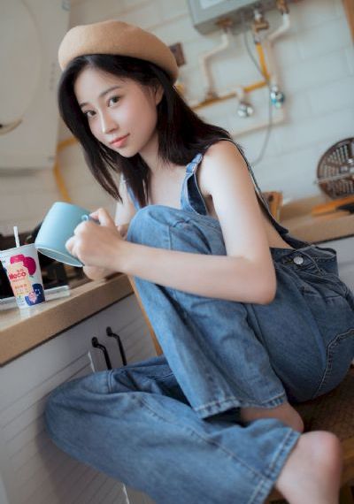 鬼剧院之惊青艳女郎