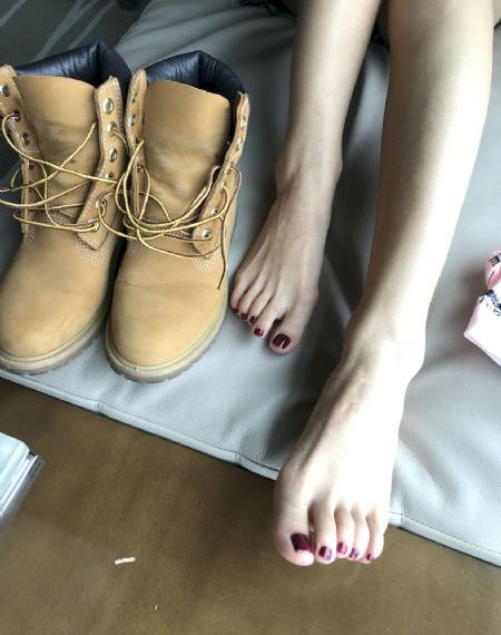 25岁女子高中生