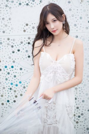 女朋友的丰满妈咪